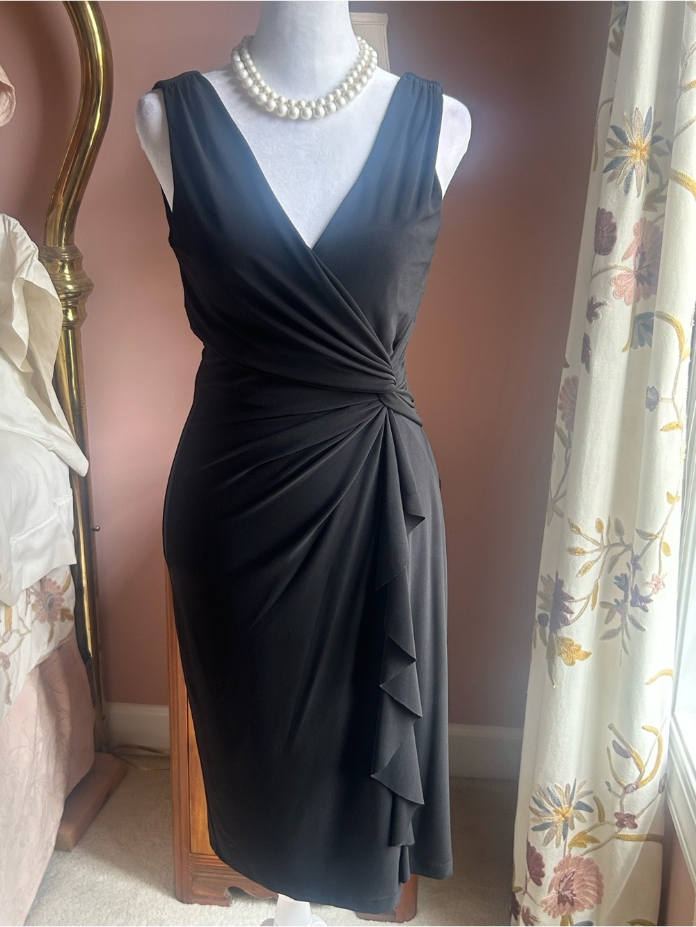Ralph Lauren Classic V-Neck with  Twist-Detail Evening Dress